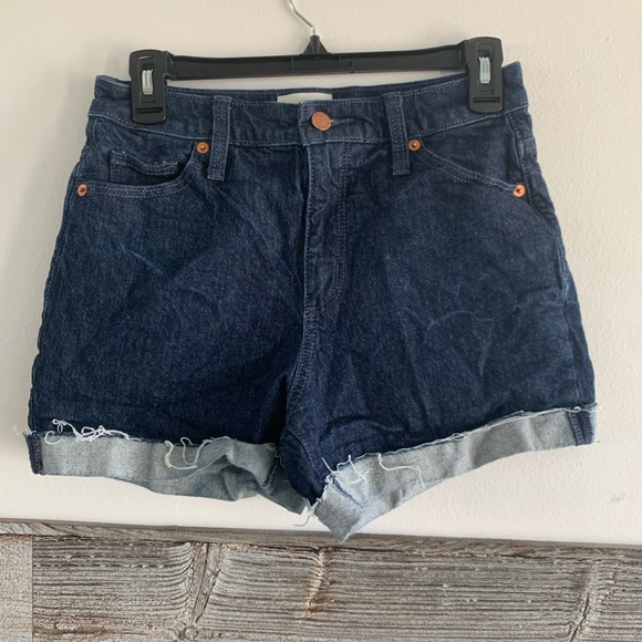 Universal Thread dark wash jean shorts size 2/26 - Picture 1 of 4